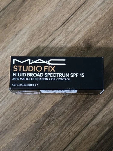 STUDIO FIX FLUID SPF15 #NW25 30 ml