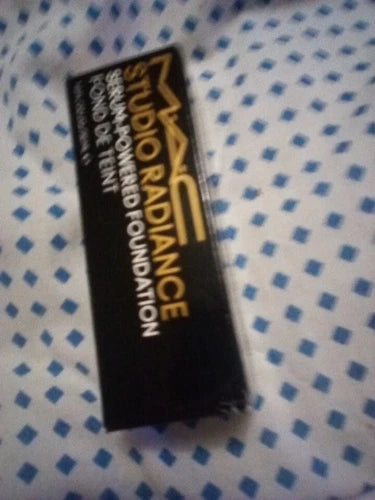 Mac Studio Radiance Serum Powered Foundation Nc20 30ml